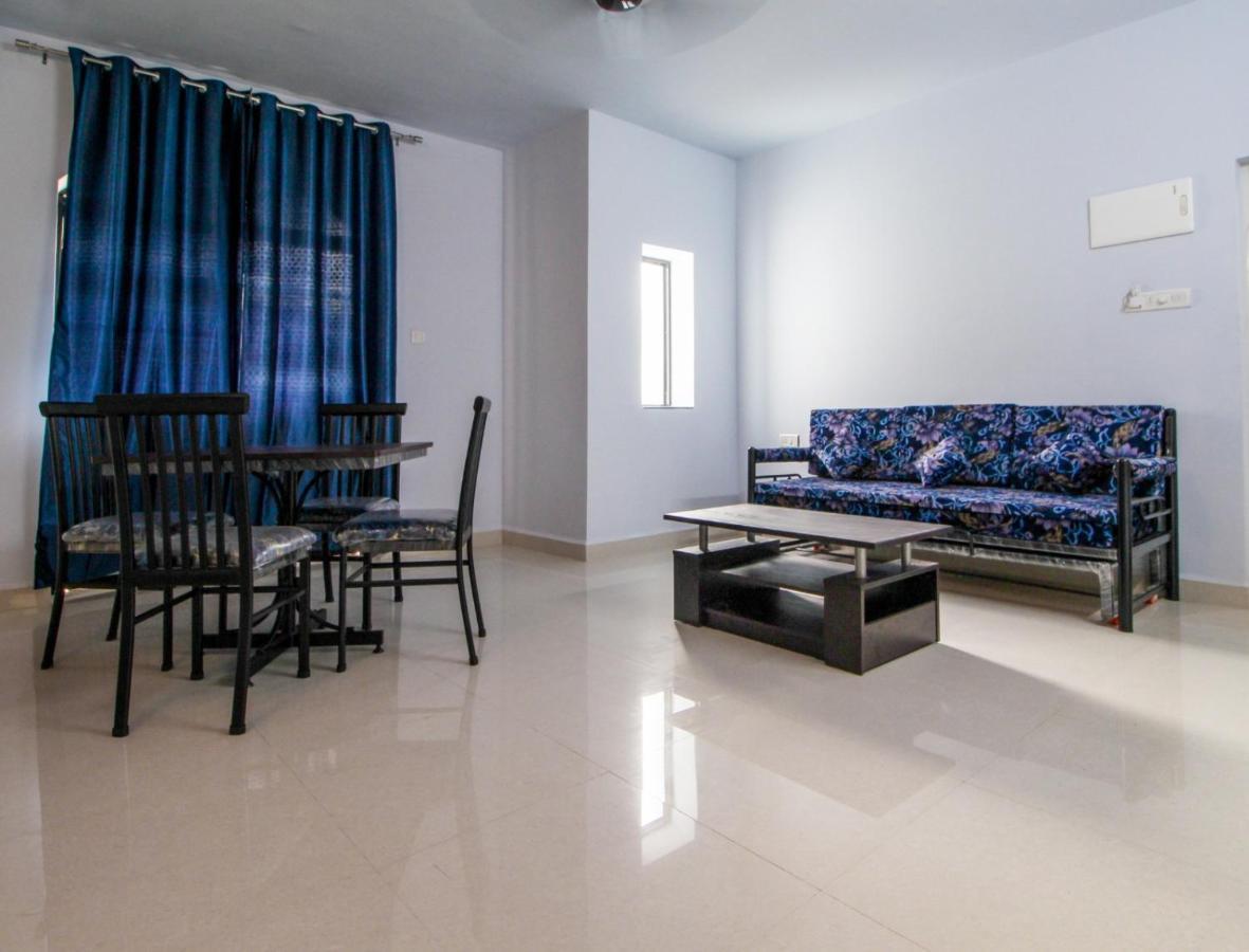 Monteiro Towers Hotel Candolim Exterior photo