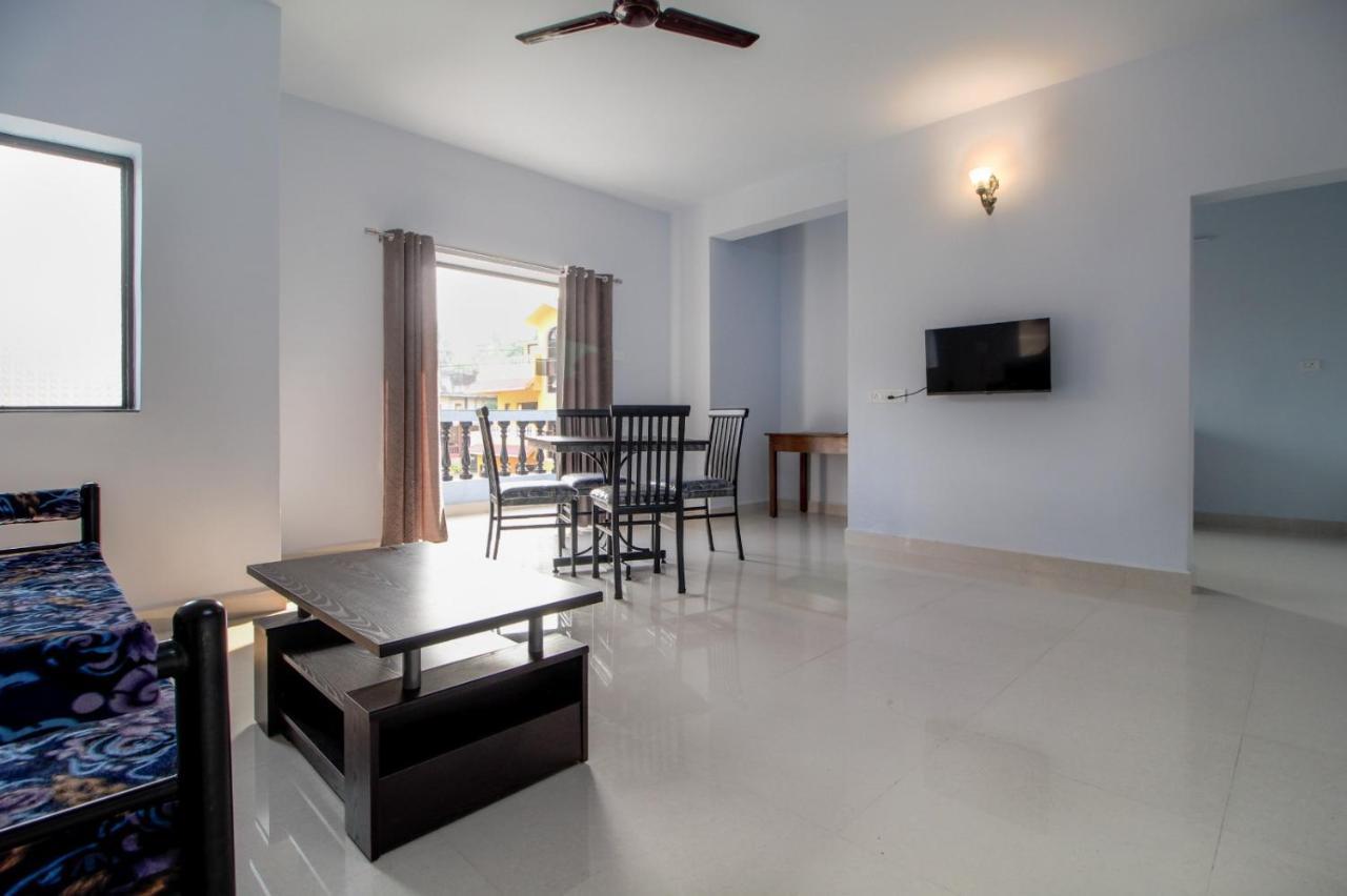 Monteiro Towers Hotel Candolim Exterior photo